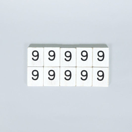 1.5x1.75x.25 wd letter tile s/10 (9) wh/bk