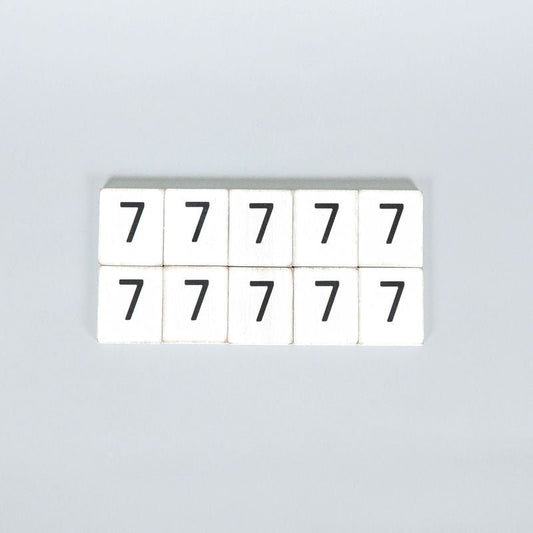 1.5x1.75x.25 wd letter tile s/10 (7) wh/bk